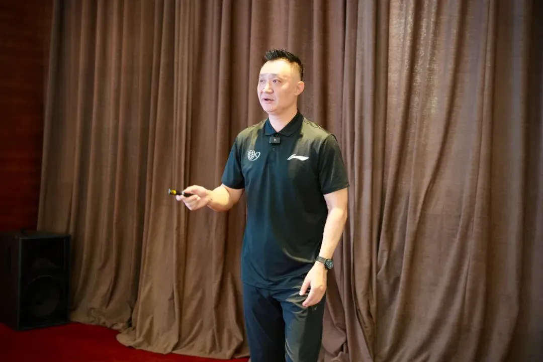 如何通过团队协作策略提升整体篮球水平_1
